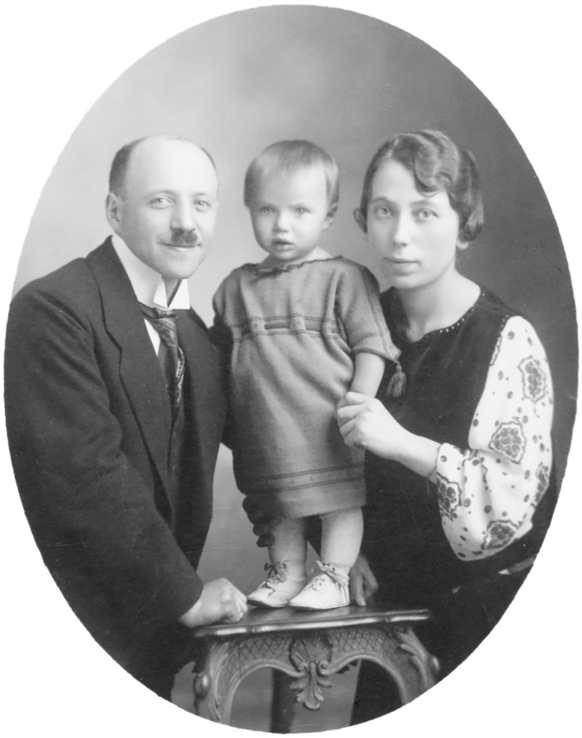 Anna und Moritz mit Margot, 1922