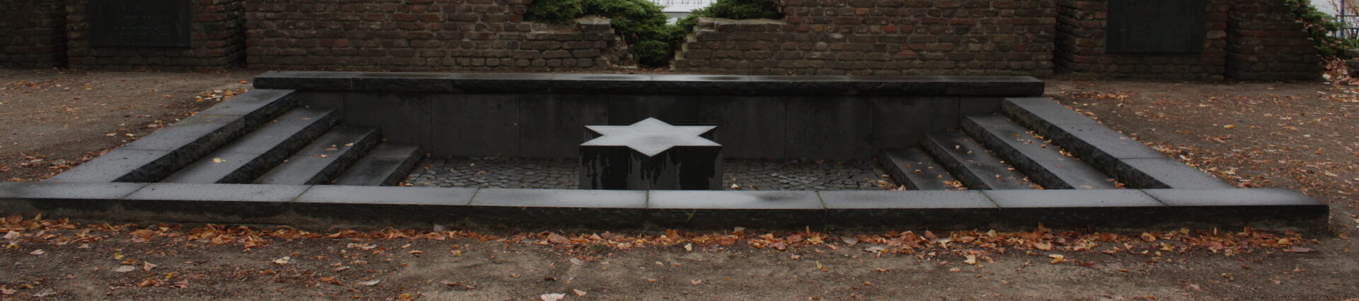 Mahnmal Moses-Hess-Ufer